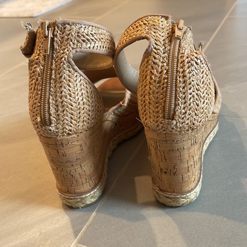 Dolce Vita platform sandals size 6.5 - Picture 2 of 8